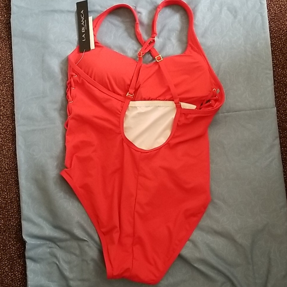 La Blanca Swim Suit - Picture 9 of 10